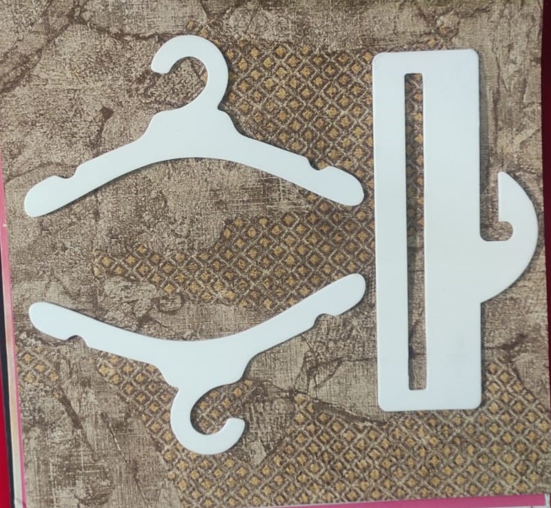 Assorted Die-Cut Paper Hanger Set by Eagle Print Care